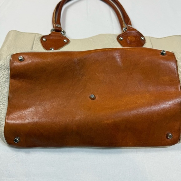 Cristina Made in Italy Genuine Leather Cream and Brown Tote Bag - Picture 4 of 16